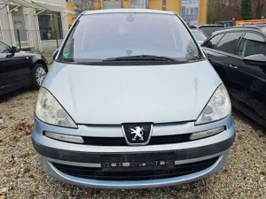 Peugeot 807 2.0 HDI dpf Esplanade Bild 3