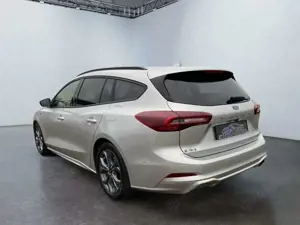 Ford Focus Turnier ST-Line X 1.0l ACC KAM NAVI PDC Bild 4