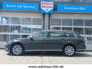 Volkswagen Passat Variant Highline 4Motion*AHK*LED*Leder*