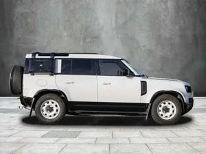 Land Rover Defender 110 D200 X-Dynamic SE Bild 5