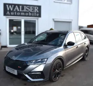 Skoda Octavia Combi RS 4x4 *Matrix*Navi*Pano*AHK*DAB+*