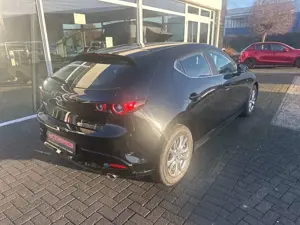 Mazda 3 2.5L e-SKYACTIV G 140ps Aut. Prime Line Bild 4