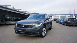 Volkswagen Tiguan Tiguan 2.0 TDI SCR 4MOTION DSG Life !! AHK !!