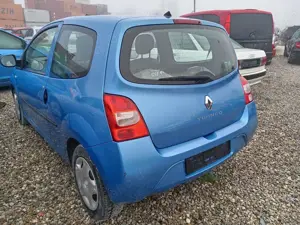 Renault Twingo Twingo 1.2 16V, 4 zylinder  Tüv. 01.2028 Bild 3