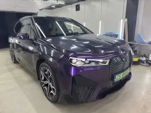 BMW iX xDrive50 Bild 3
