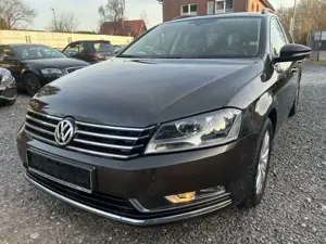 Volkswagen Passat Variant PassatComfortline BlueMotion 2.0*SHZ*PDC*Klima*
