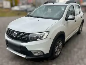 Dacia Sandero Stepway SCe 75 Essential