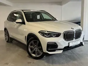 BMW X5 xDrive45e/PANO/CAM/SPUR/SKY-Lounge/