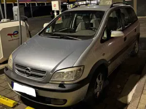 Opel Zafira Zafira 1.8 Elegance