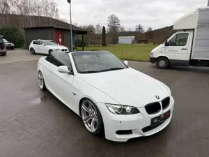 BMW 335 335i*HR*Leder*Navi*19"Zoll*M-Paket*Sportgetriebe*