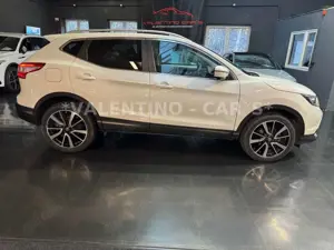 Nissan Qashqai Tekna Automatik/Navi/Pano/Shz/360°Kamera Bild 5