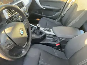 BMW 120 i Advantage Bild 5