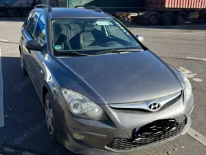 Hyundai i30 i30cw 1.6 CRDi