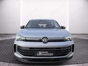 Volkswagen Tiguan 2.0 TDI DSG GOAL AHK MATRIX GJR Bild 4