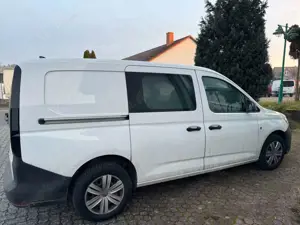 Volkswagen Caddy Caddy Cargo 2.0 TDI BMT DSG Maxi Bild 3