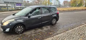 Renault Scenic 7 SITZE--TUV UND ASU NEU- TEC-SEHR GUT