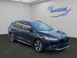 Ford Focus Turnier Active X LED Navi Winterpaket RFK PDC