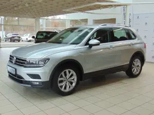 Volkswagen Tiguan Highline 2.0 TSI DSG 4Motion GANZJAHRES-R