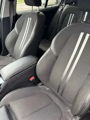 BMW 116 1er 116i Advantage Bild 5