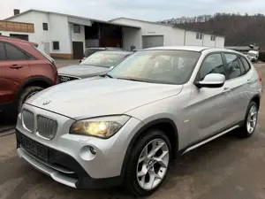 BMW X1 23 d xDrive*NEU*TÜV*NAVI*Automatik*204PS* Bild 3