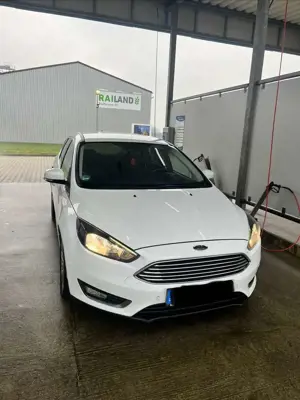 Ford Focus Focus Turnier 1.5 EcoBoost Start-Stopp-System Business Edition