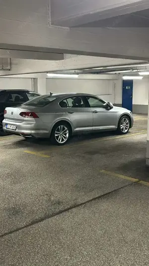 Volkswagen Passat Elegance