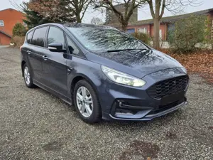 Ford S-Max Hybrid ST-Line