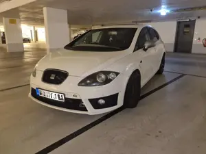 SEAT Leon Leon 2.0 TDI DPF DSG FR