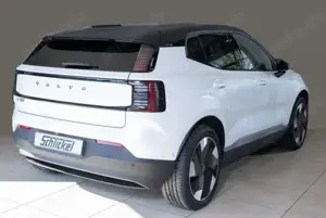 Volvo EX30 Ultra  Single Motor Extended Range Park Pilot Bild 5