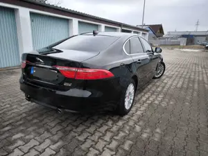Jaguar XF XF 25d AWD Aut. Prestige Bild 4