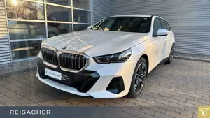 BMW 520 iA Touring M-Sport Navi AHK ACC 360° StdHzg