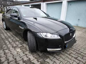 Jaguar XF XF 25d AWD Aut. Prestige Bild 2