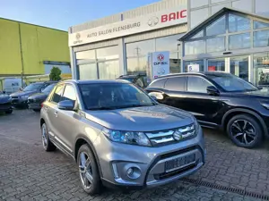 Suzuki Vitara 1.6 Comfort 4x4*Kamera*Teilleder*AHK*Panorama
