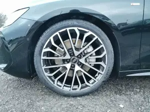 Audi A6 TDI qu 2x S line AHK TECH+ edition one Bild 3