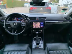 Skoda Superb Superb Combi 2.0 TDI 4x4 DSG LK Bild 5