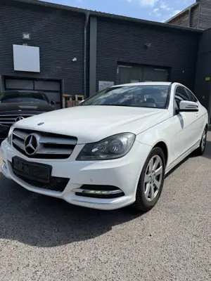 Mercedes-Benz C 180 C 180 CGI BlueEfficiency (204.331)