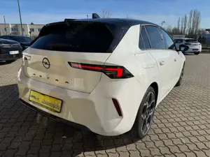 Opel Astra L Lim. 5-trg. Ultimate Bild 5