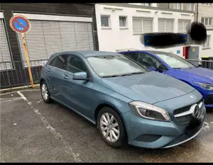 Mercedes-Benz A 180 AMG Line