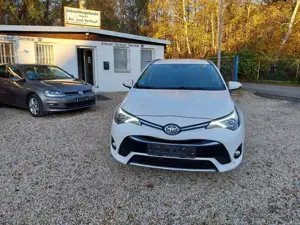 Toyota Avensis Avensis Combi Touring Sports 1.8 Edition S+ Bild 5