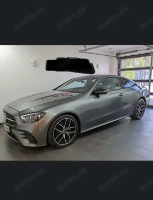 Mercedes-Benz E 220 AMG-Line Burmester