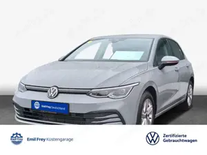 Volkswagen Golf VIII Life 1.5 TSI 6-Gang IQ.LIGHT ACC NAVI SH