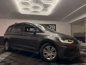 Volkswagen Touran 2.0TDI DSG R-Line Navi Klimaautom LED Klima Navi