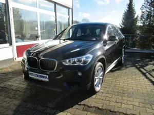 BMW X1 sDrive 20 i+1.Hand+LED+Navi