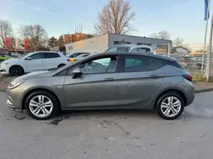 Opel Astra TURBO/110KW/2.HD/KLIMAAUT/ALU/SHZ/LHZ/SERV.-NEU! Bild 5