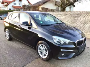 BMW 216 216 i Active Tourer Sport Line - Top Zustand !