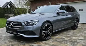 Mercedes-Benz E 220 d T 9G-TRONIC Avantgarde