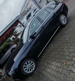 Mercedes-Benz E 220 d T 9G-TRONIC read the description!!