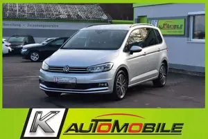 Volkswagen Touran 2,0TDI ACC+Apple+STHZ+Kamera+7-Sitzer+LED