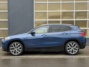 BMW X2 xDrive 20 d PANO ACC Keyless LED Navi+ HuD 19 DAB - image 5