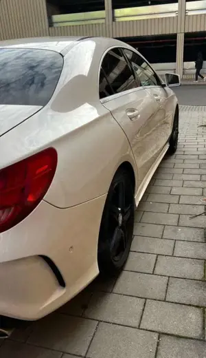 Mercedes-Benz CLA 180 Bild 5